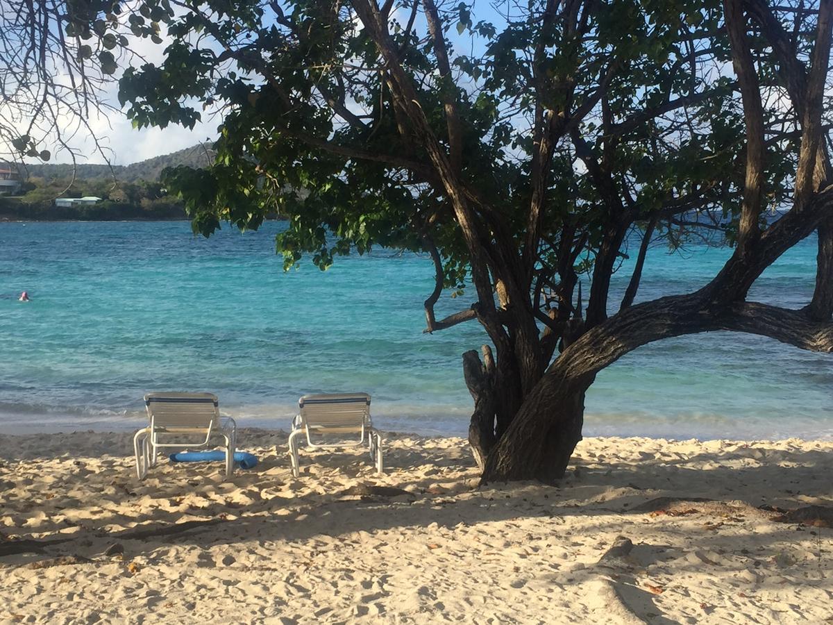 Sapphire Beach Resort East End  外观 照片