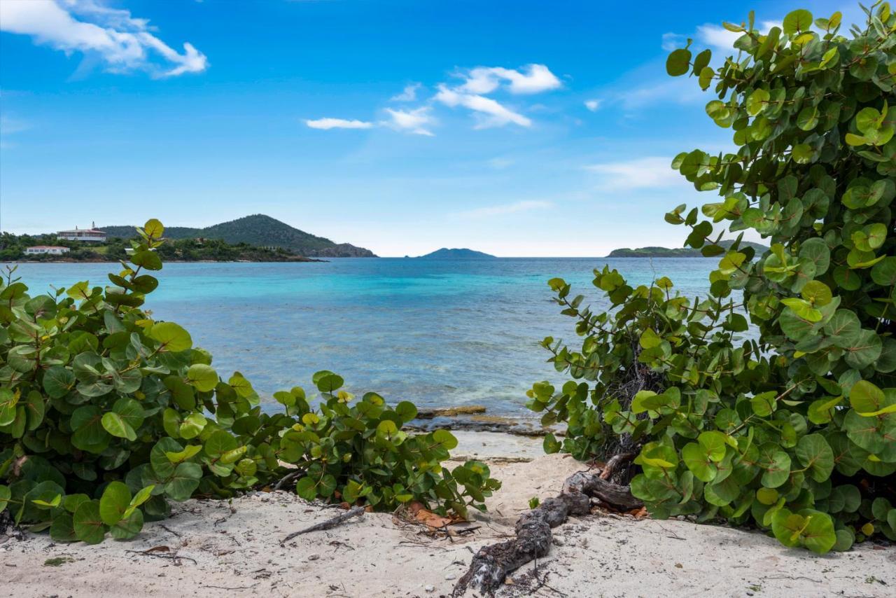 Sapphire Beach Resort East End  外观 照片